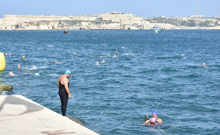 The Valletta Pageant of the Seas 2018: Grandmaster, Races and Swimmers Participate in Day Activities
