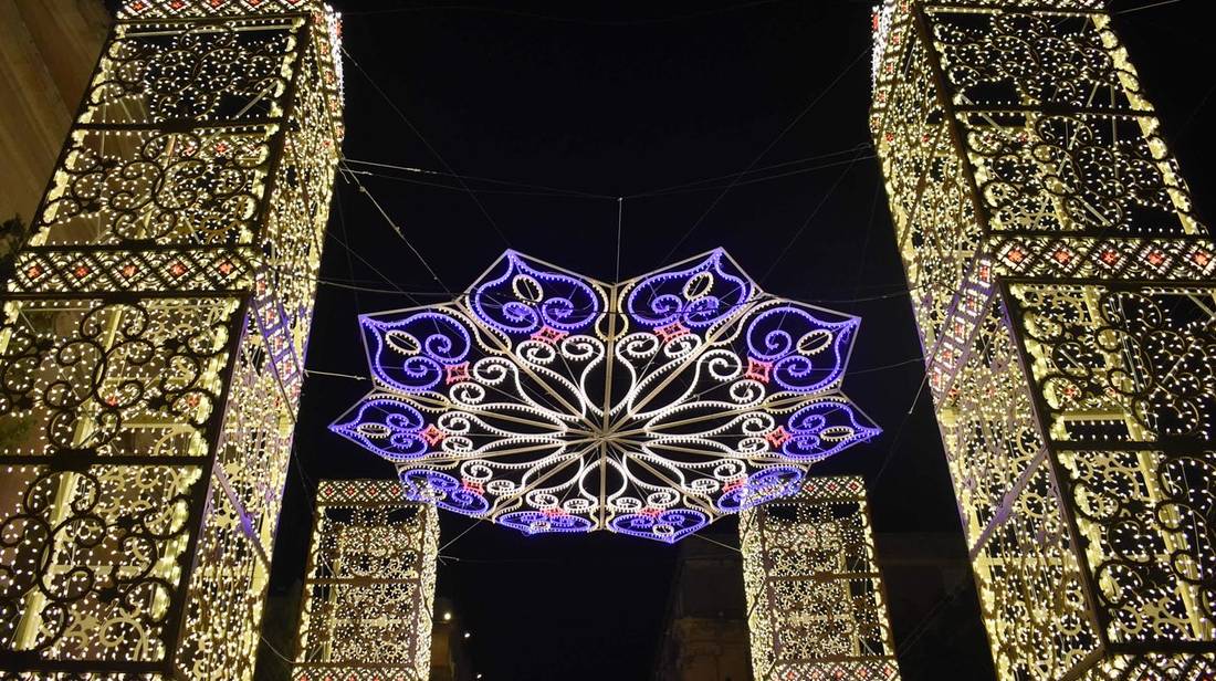 Colourful lights give Valletta a festive makeover